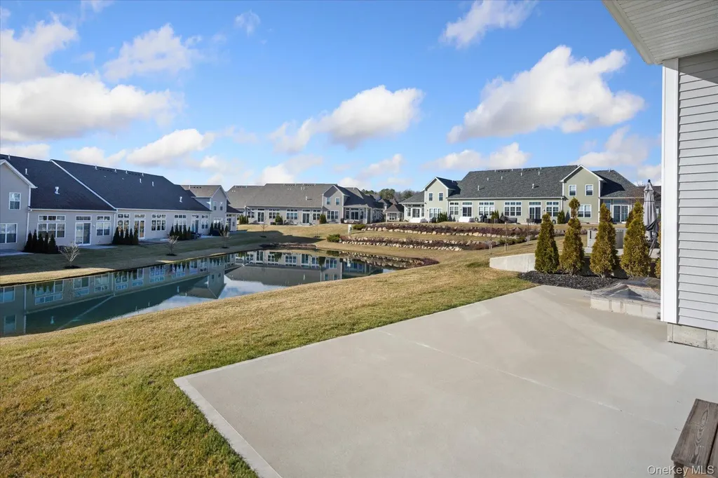306 Silver Timber Drive Yaphank NY 11980