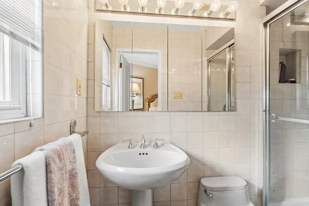 12 Marian Lane Jericho NY 11753
