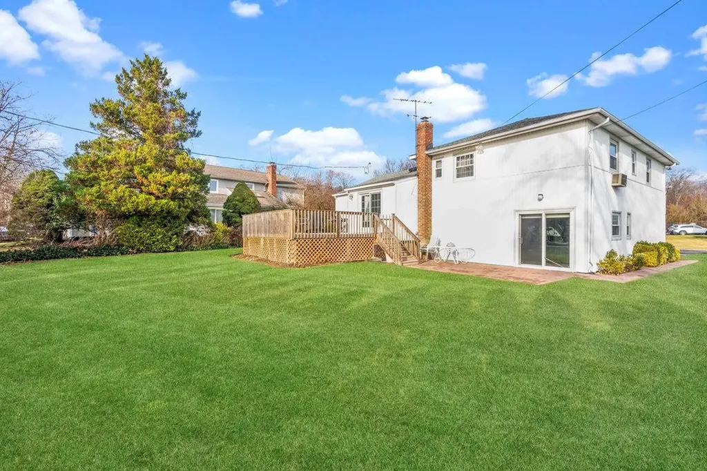 12 Marian Lane Jericho NY 11753