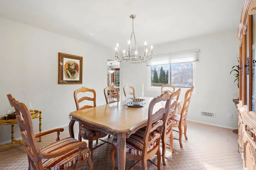 12 Marian Lane Jericho NY 11753