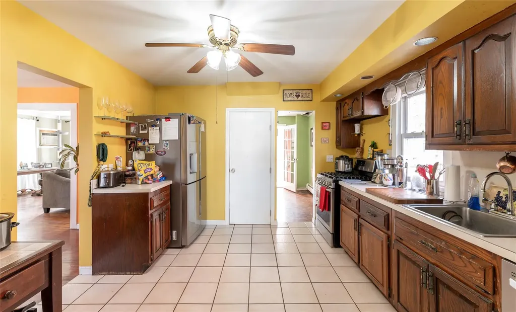 30 Orchard Street Suffern NY 10901