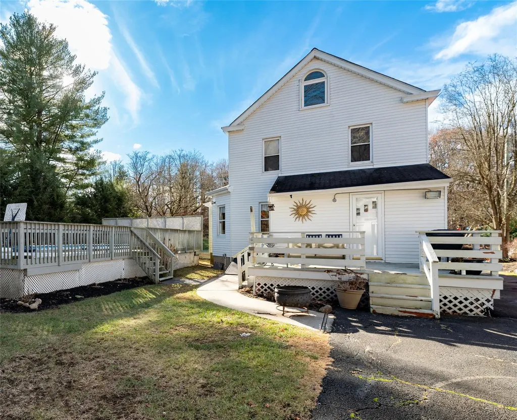 30 Orchard Street Suffern NY 10901