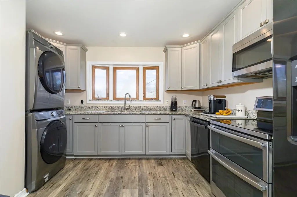 9 Yates Boulevard Poughkeepsie NY 12601