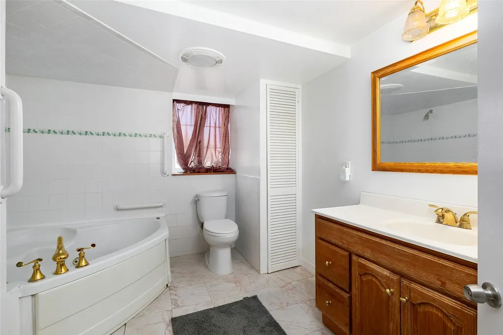 9 Yates Boulevard Poughkeepsie NY 12601