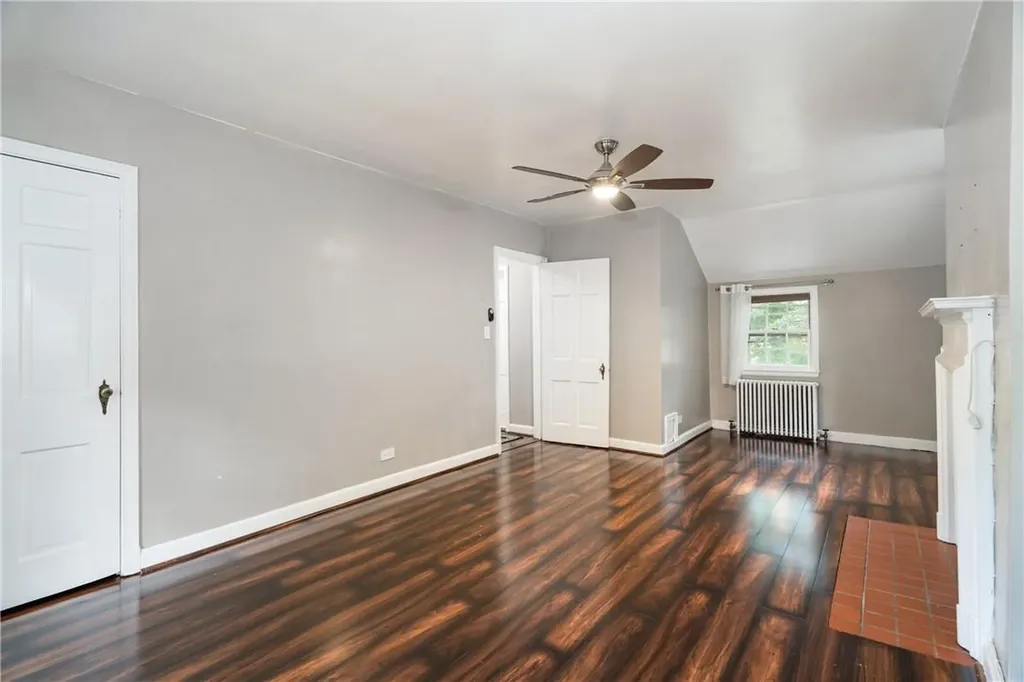 148 Lyons Road Scarsdale NY 10583