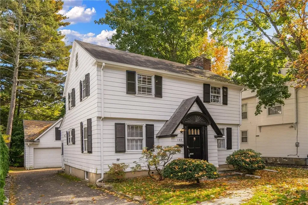 148 Lyons Road Scarsdale NY 10583