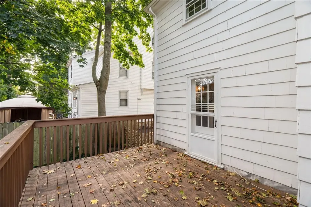 148 Lyons Road Scarsdale NY 10583