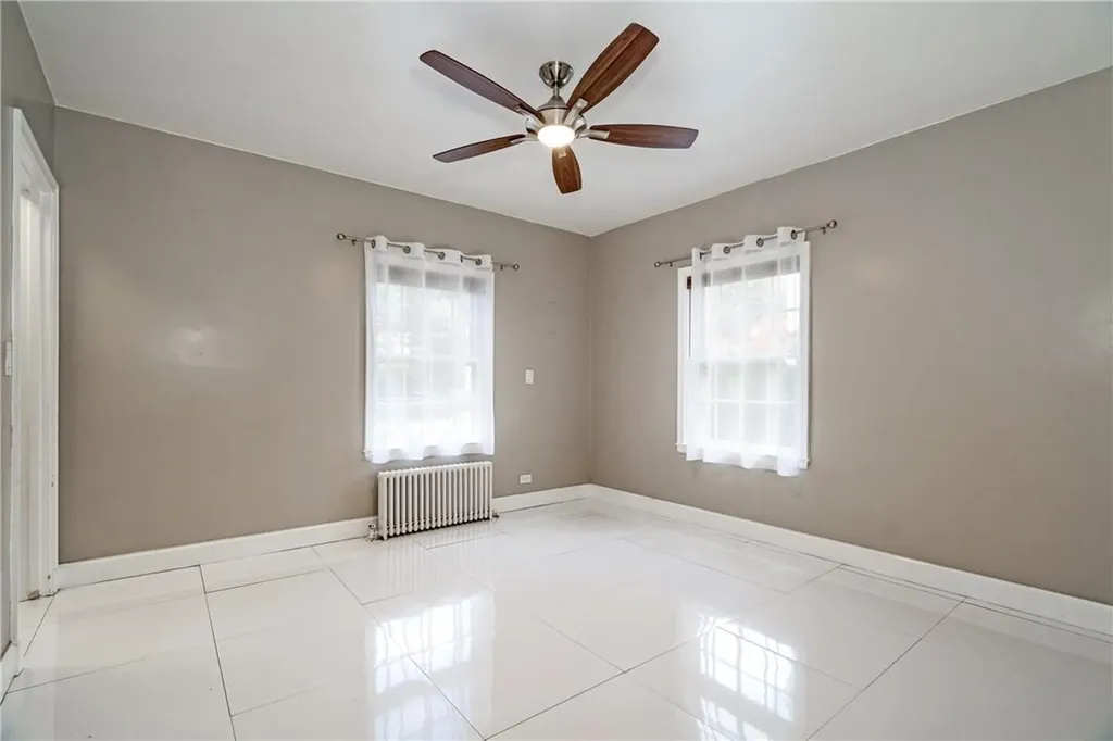 148 Lyons Road Scarsdale NY 10583