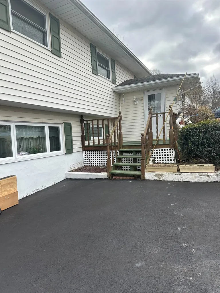 10 Sears Road Monroe NY 10950