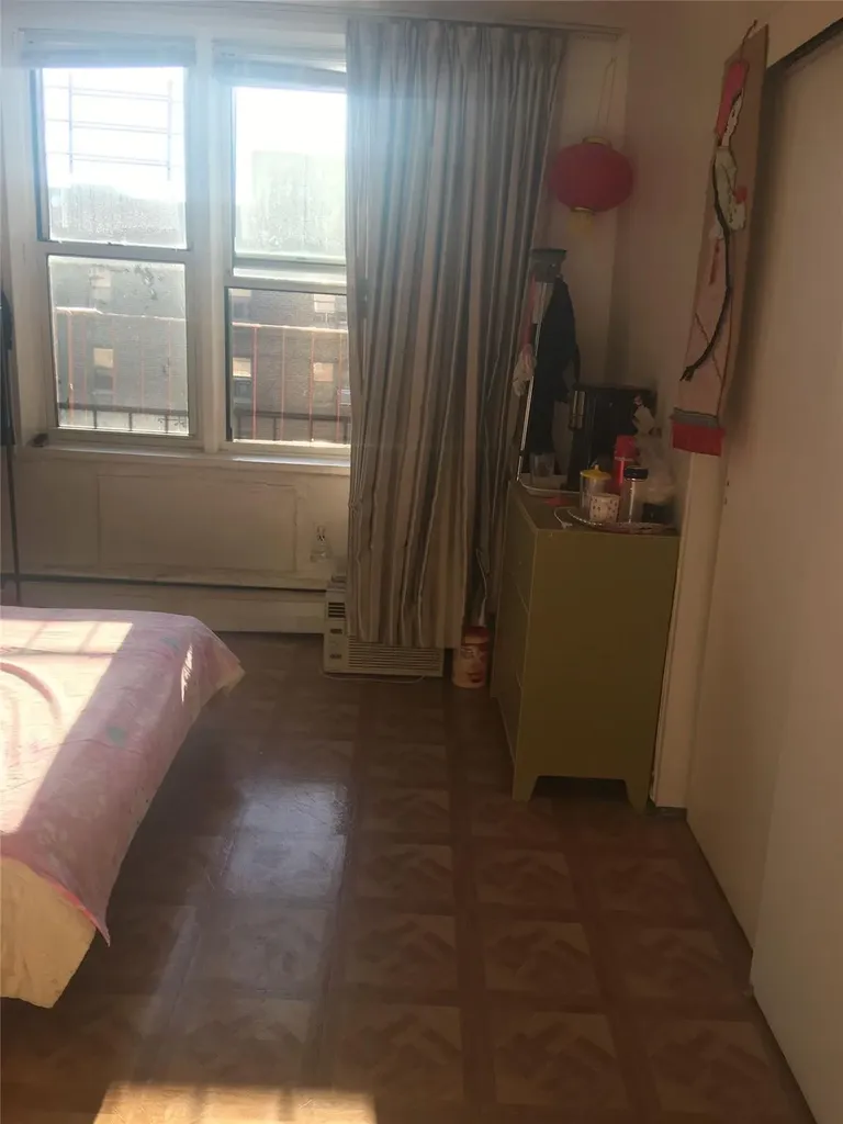 34-20 Parsons Boulevard Flushing NY 11354