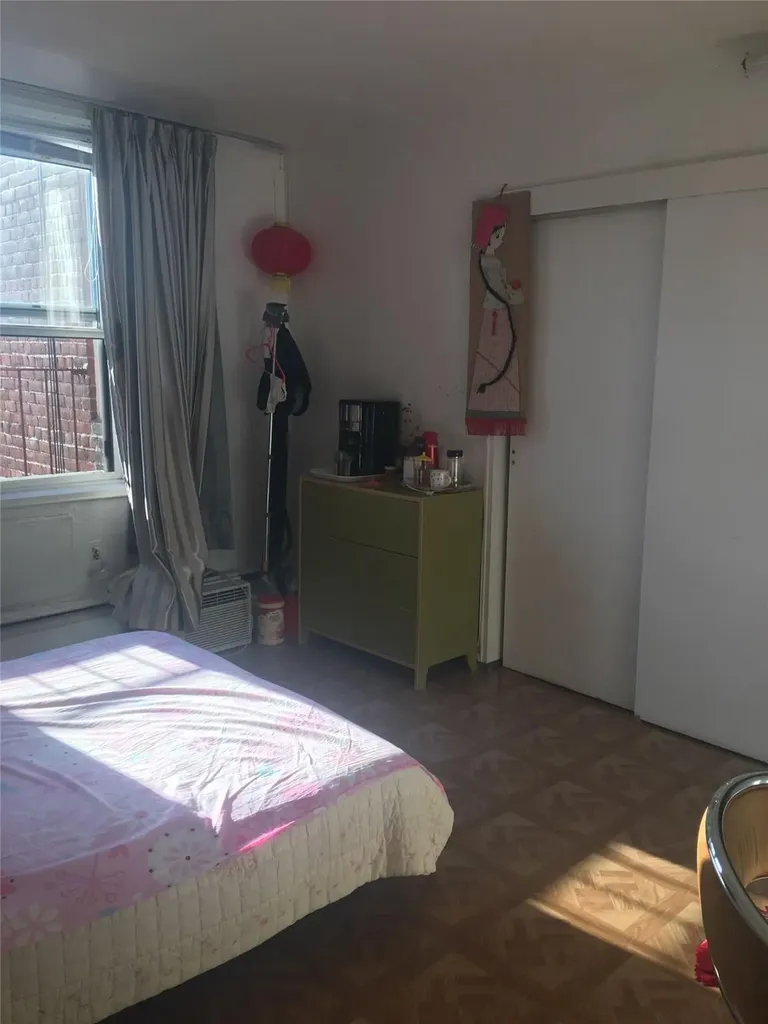34-20 Parsons Boulevard Flushing NY 11354
