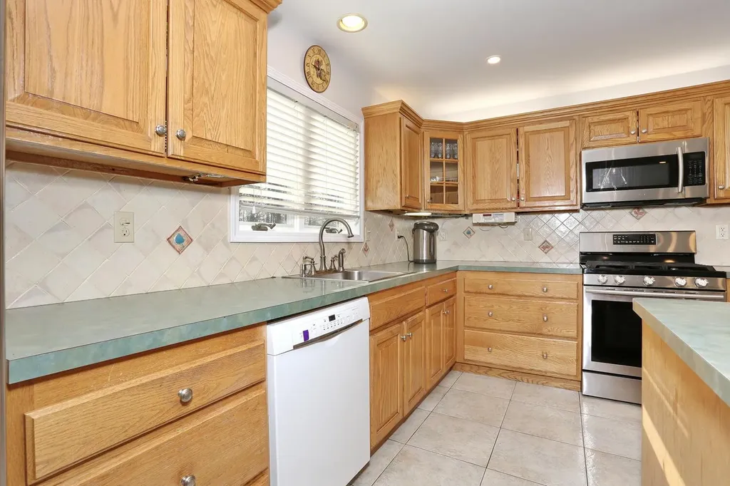 23 Olympia Lane Monsey NY 10952