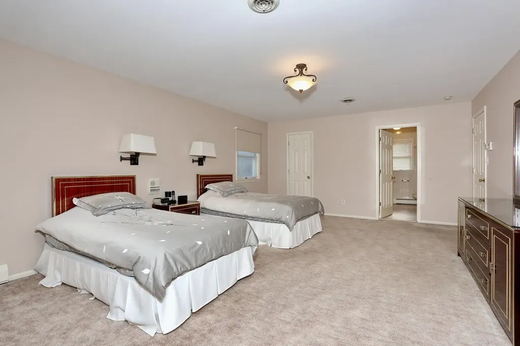 23 Olympia Lane Monsey NY 10952