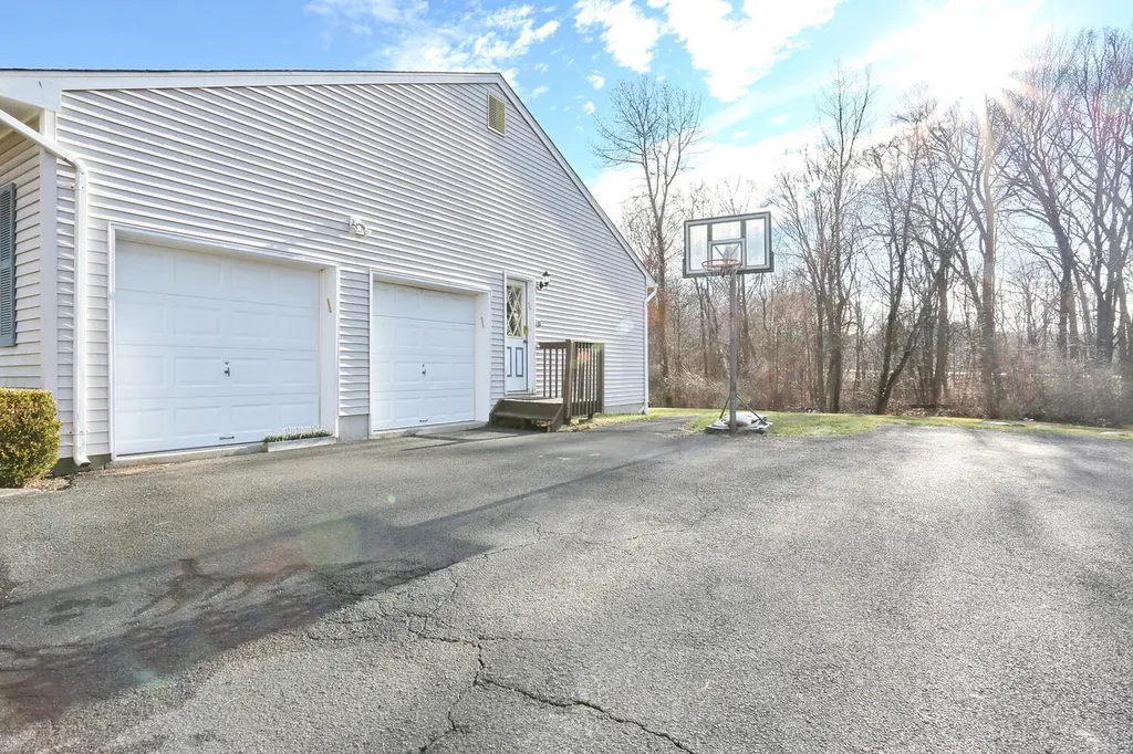 23 Olympia Lane Monsey NY 10952