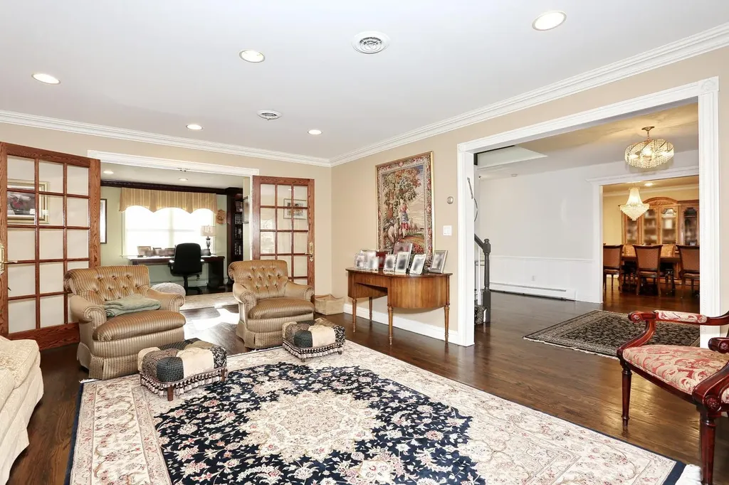 23 Olympia Lane Monsey NY 10952