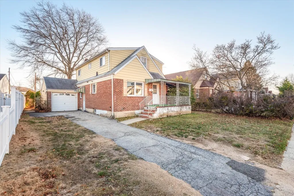 69 Ruby Street Elmont NY 11003