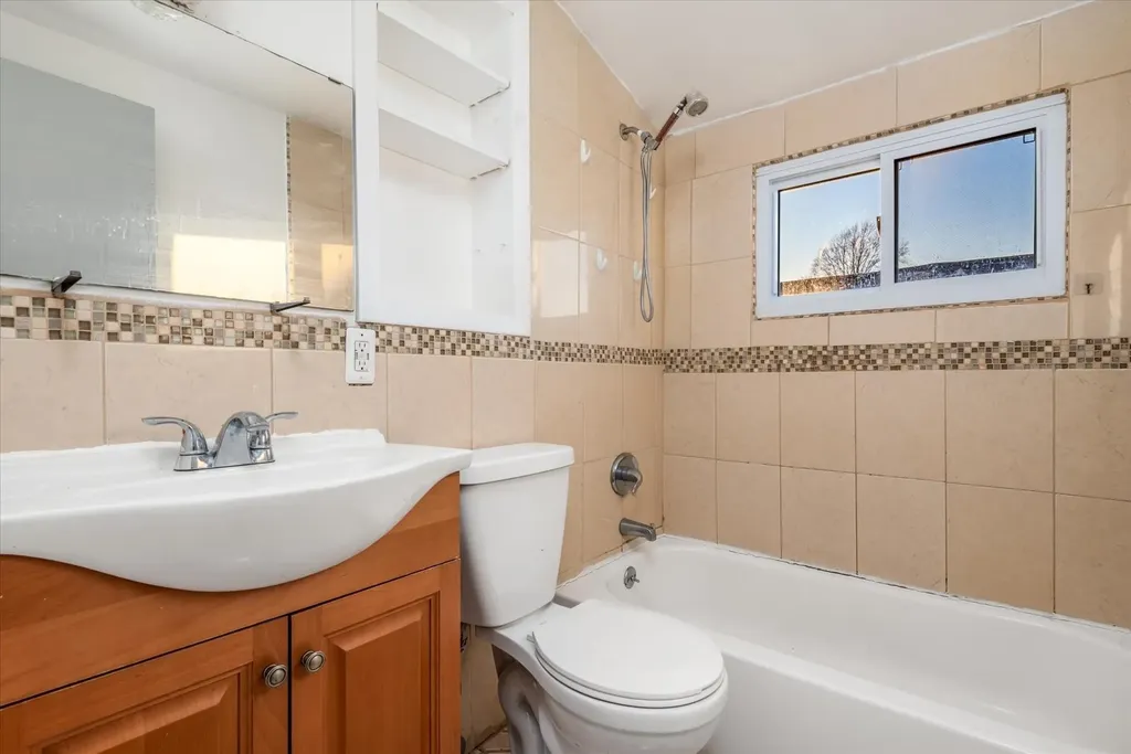 69 Ruby Street Elmont NY 11003
