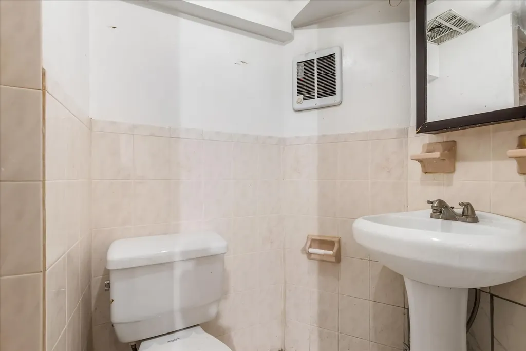 69 Ruby Street Elmont NY 11003