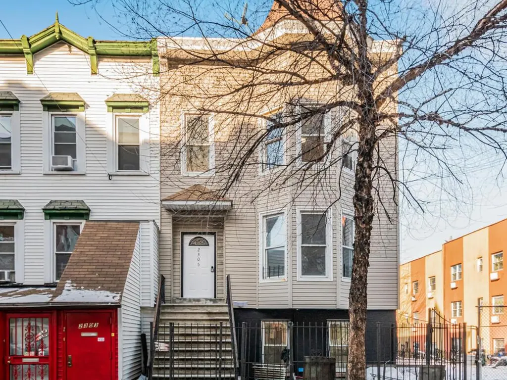 2305 Bathgate Avenue Bronx NY 10458
