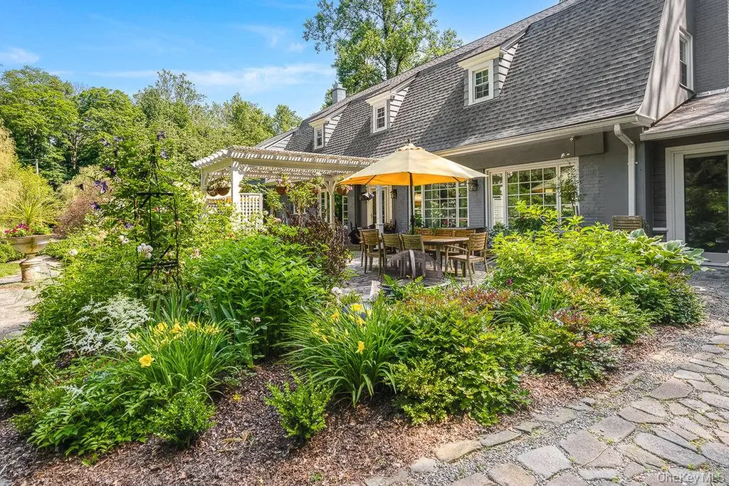 16 Fox Hollow Lane Garrison NY 10524