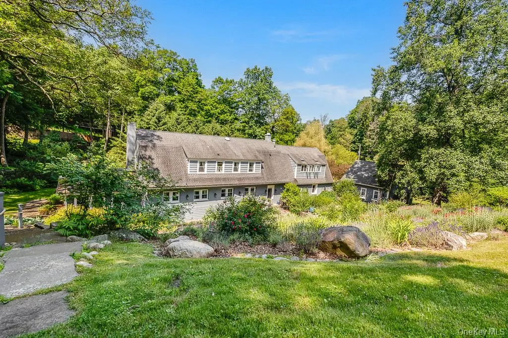 16 Fox Hollow Lane Garrison NY 10524