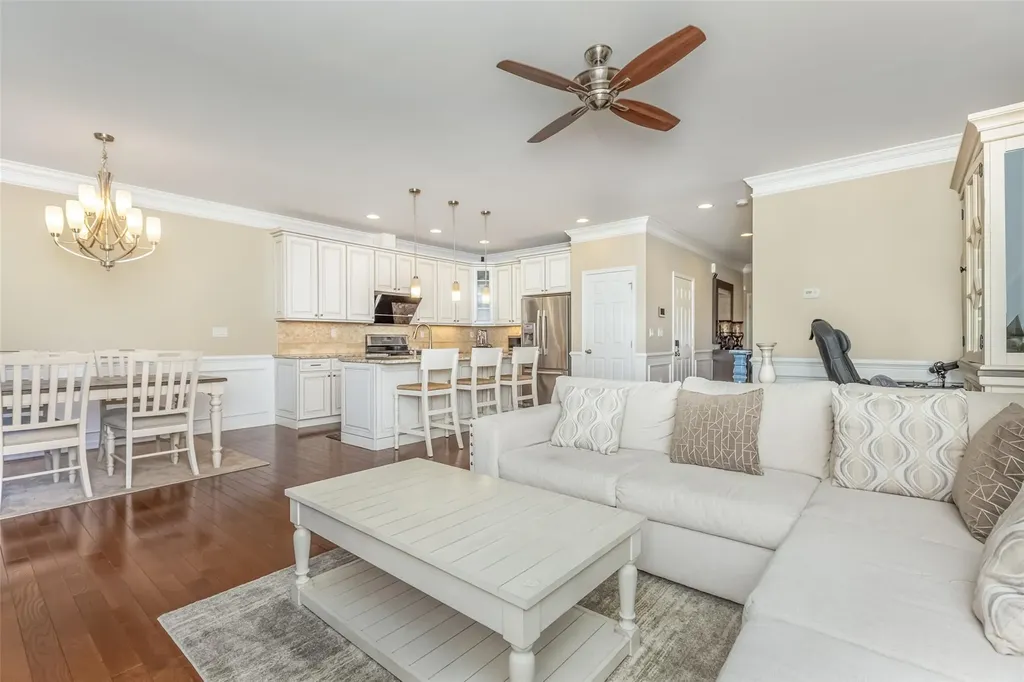 1330 Glastonbury Lane Fishkill NY 12524