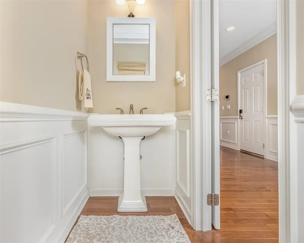 1330 Glastonbury Lane Fishkill NY 12524