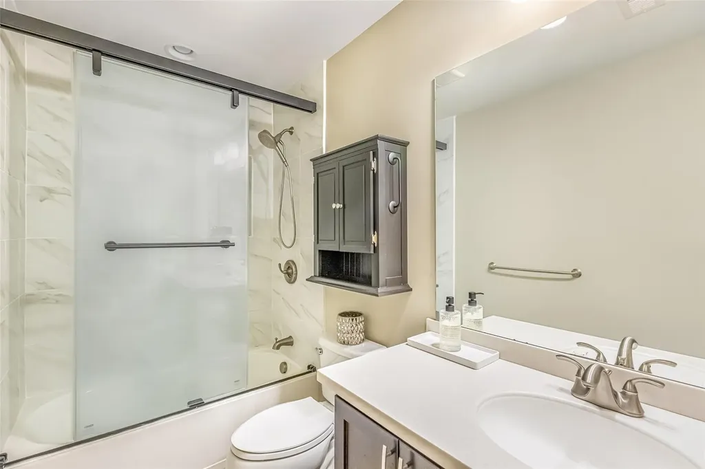 1330 Glastonbury Lane Fishkill NY 12524