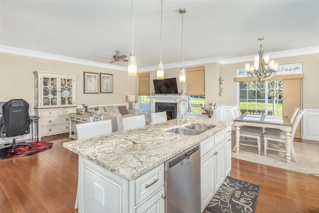 1330 Glastonbury Lane Fishkill NY 12524