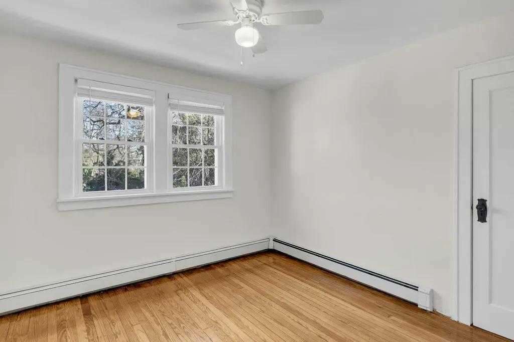 520 Washington Avenue Lindenhurst NY 11757