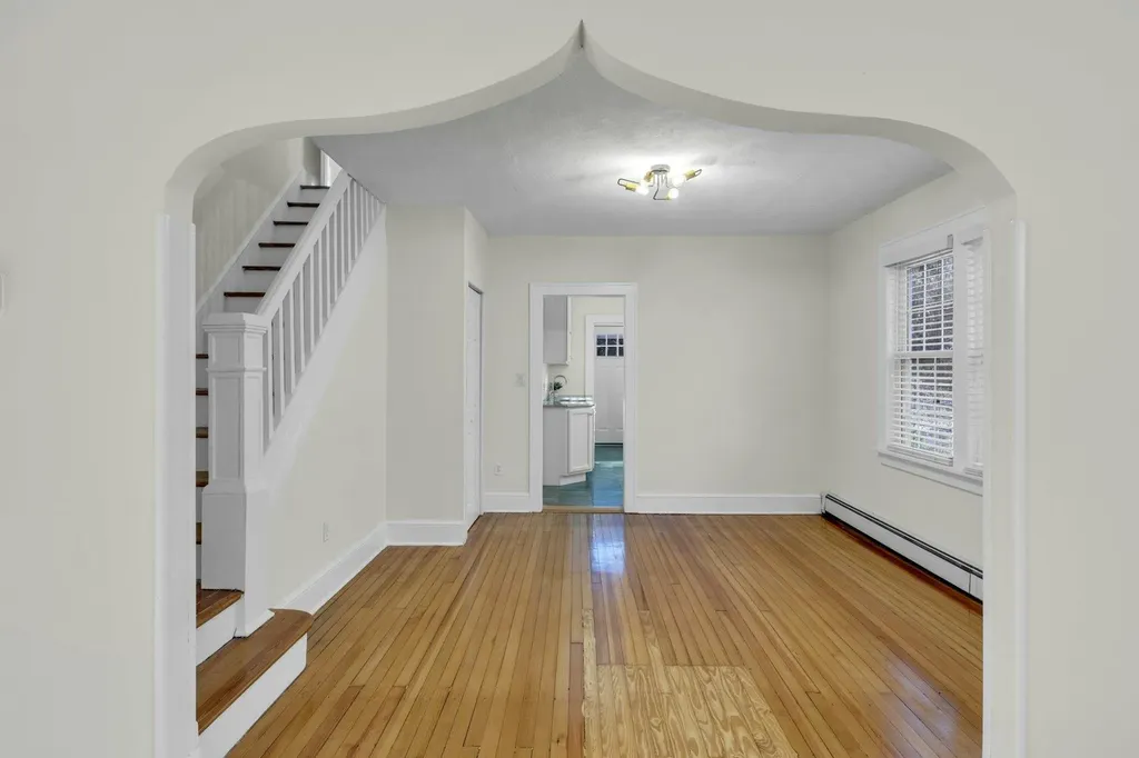 520 Washington Avenue Lindenhurst NY 11757