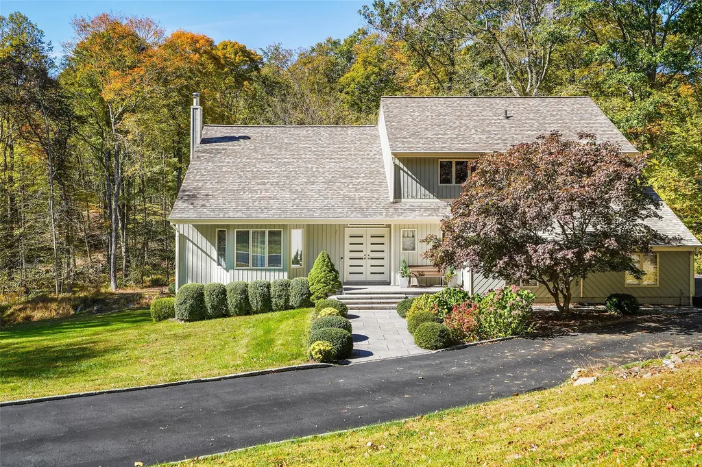 3 Blacksmith Lane Pound Ridge NY 10576
