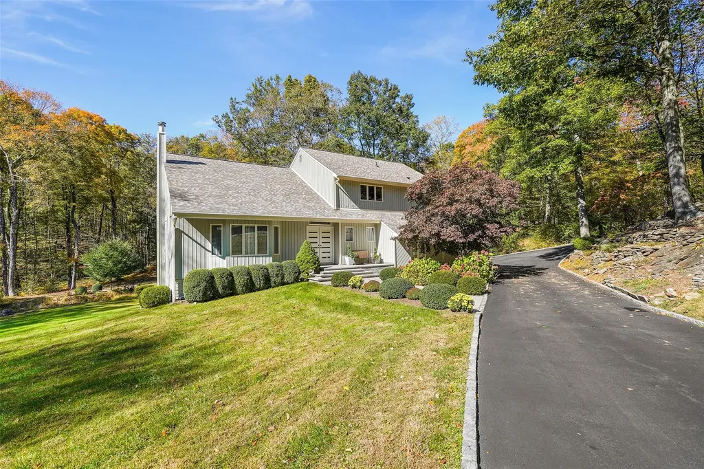 3 Blacksmith Lane Pound Ridge NY 10576