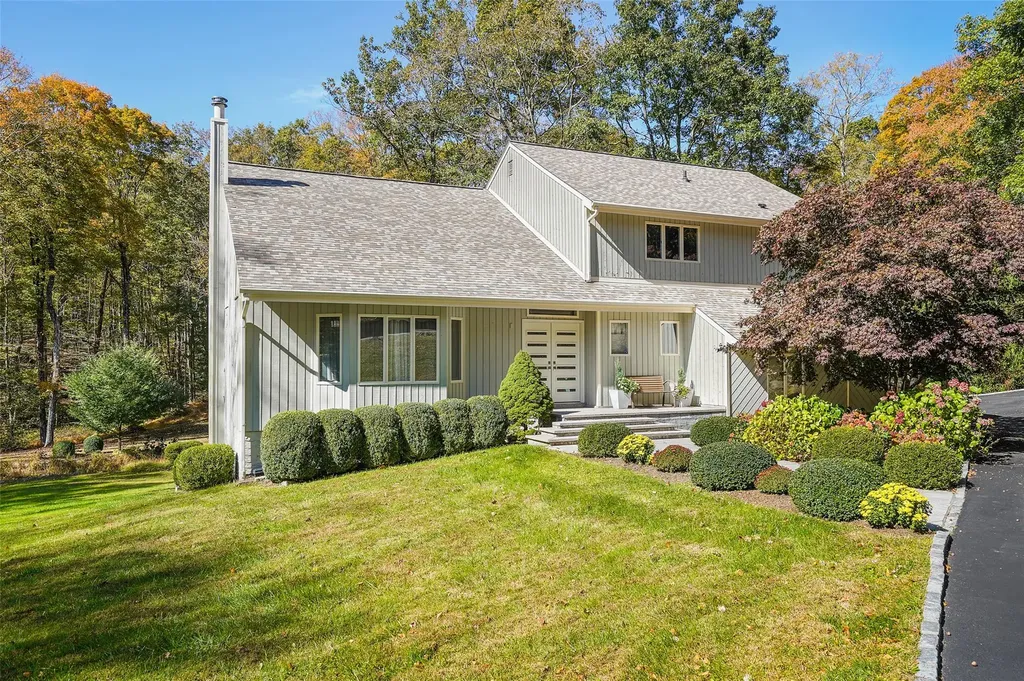 3 Blacksmith Lane Pound Ridge NY 10576