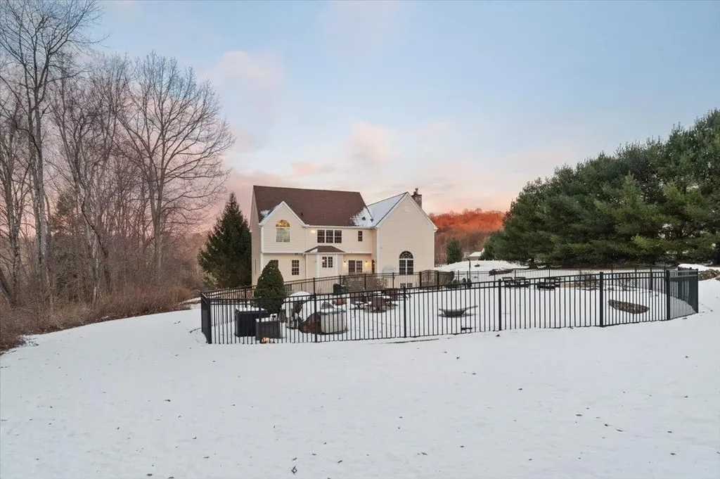 15 Shailin Lane Brewster NY 10509