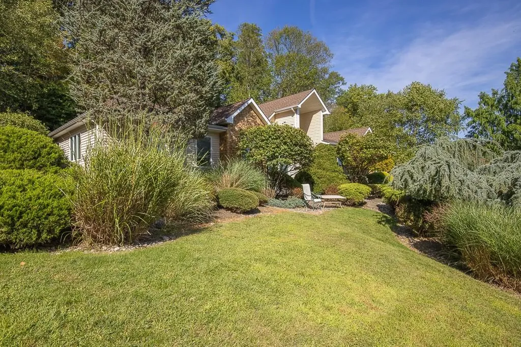 5 Hayes Court Stony Point NY 10980
