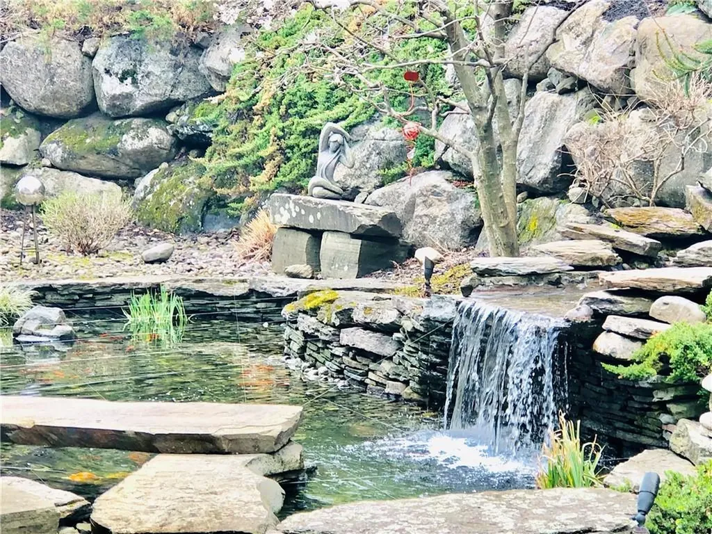 5 Hayes Court Stony Point NY 10980