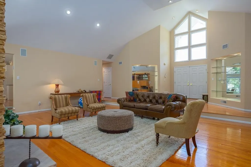 5 Hayes Court Stony Point NY 10980