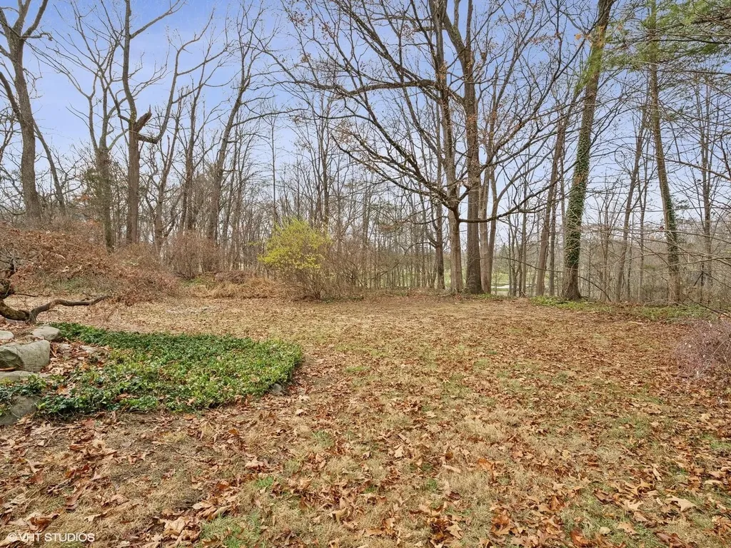 8 Jonathan Lane Poughkeepsie NY 12603