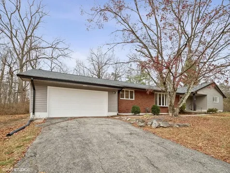 8 Jonathan Lane Poughkeepsie NY 12603