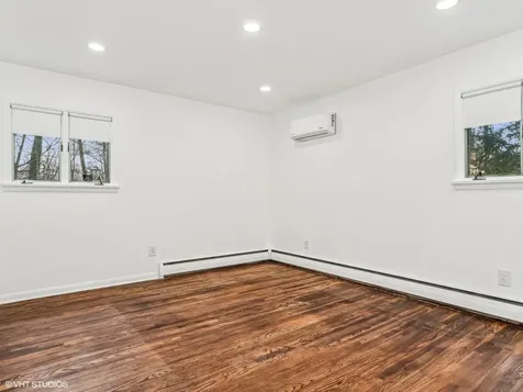 8 Jonathan Lane Poughkeepsie NY 12603