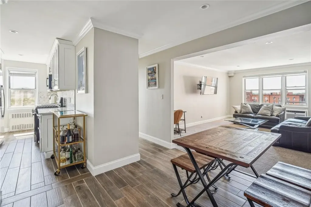 52 Yonkers Terrace Yonkers NY 10704