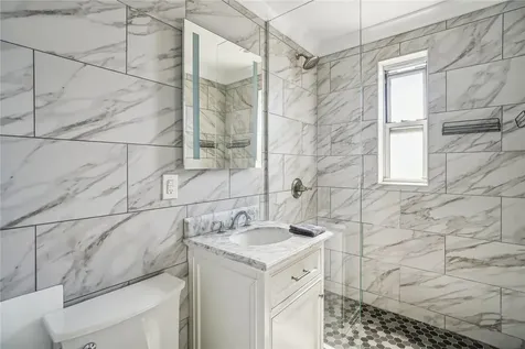 52 Yonkers Terrace Yonkers NY 10704