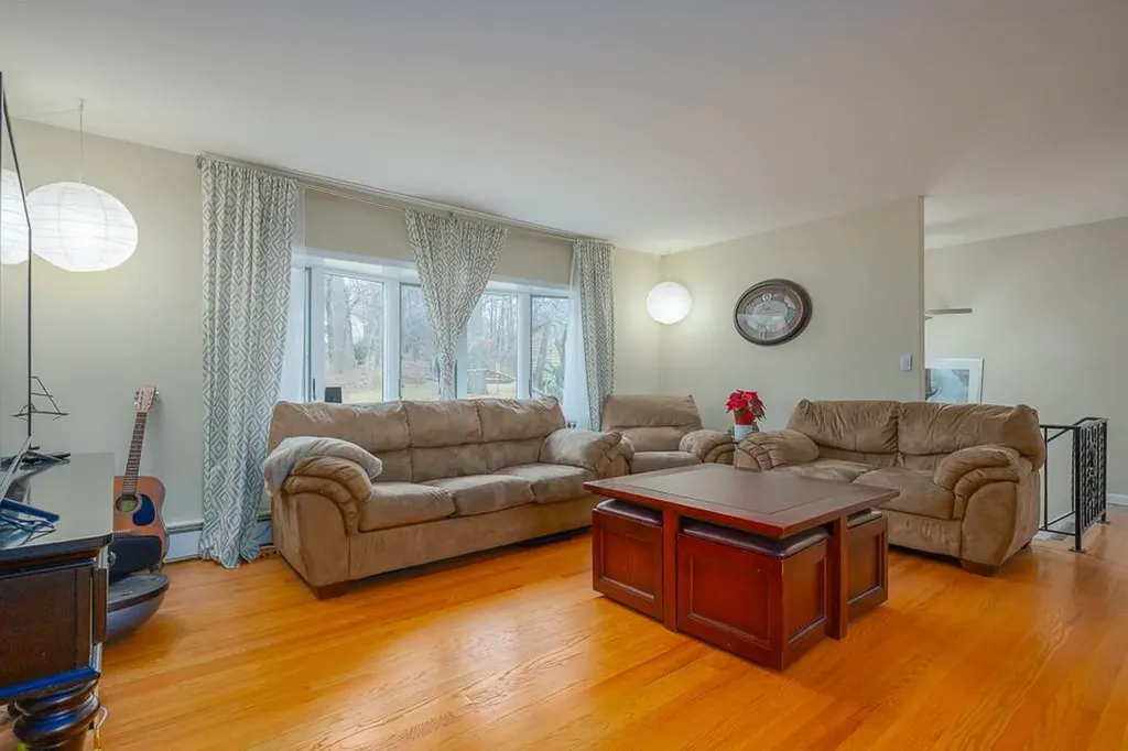 92 Buchanan Street Pearl River NY 10965
