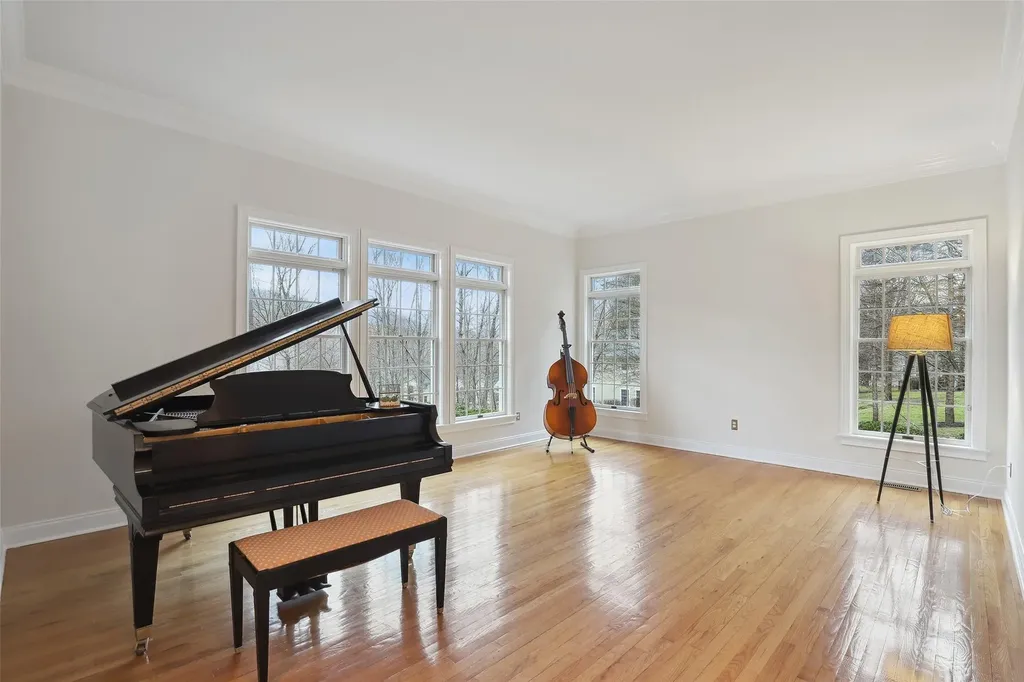61 Lambert Ridge Cross River NY 10518