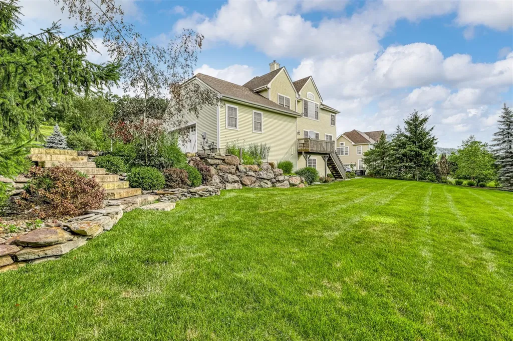 6 Heather Ridge Highland Mills NY 10930