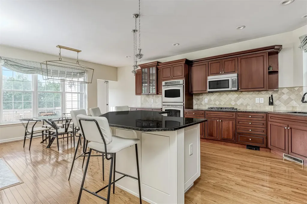 6 Heather Ridge Highland Mills NY 10930