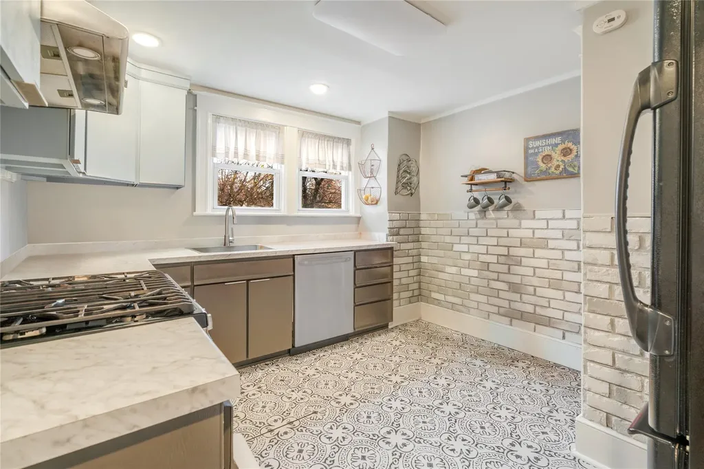 39 Marple Road Poughkeepsie NY 12603