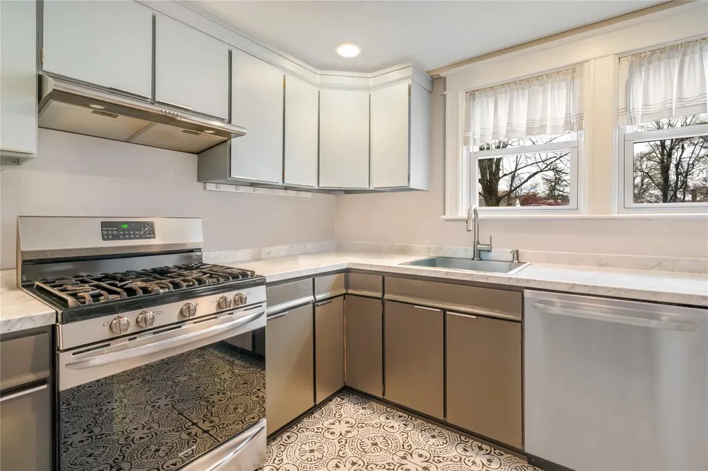 39 Marple Road Poughkeepsie NY 12603
