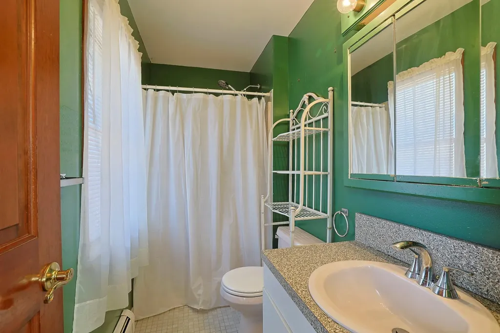 17 Chester Avenue Congers NY 10920